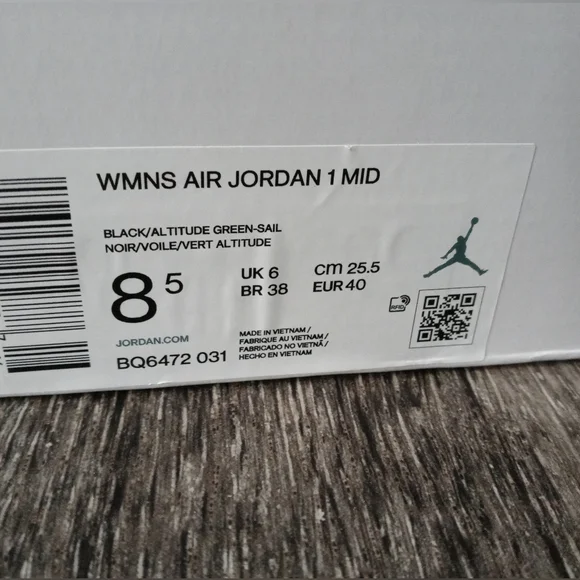 Women's Air Jordan 1 MD  Size 8.5 - Picture 8 of 11